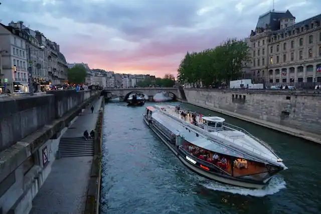 Top 15 Family-Friendly Travel Destinations For Vacation 8 Seine River cruise paris